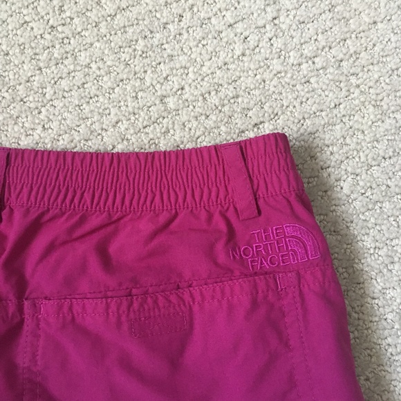 The North Face Women's Shorts - Picture 6 of 7
